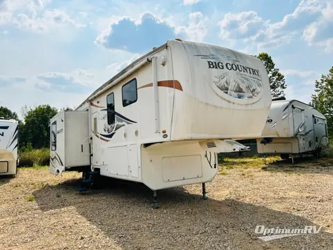 Used 2009 Heartland Big Country 3250TS Featured Photo