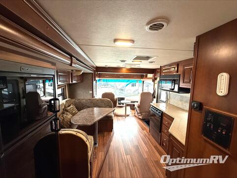 2015 Forest River Georgetown 270S RV Photo 2