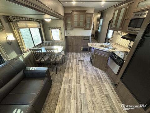 2019 Keystone Hideout 262RES RV Photo 3