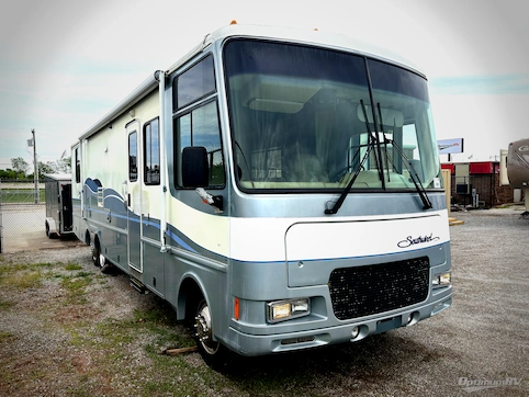 Used 1998 Fleetwood Southwind 35S Featured Photo