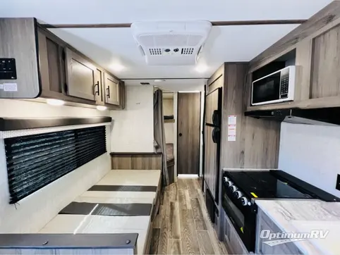 2022 Gulf Stream Ameri-Lite Ultra Lite 248BH RV Photo 2