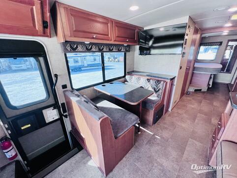 2017 Itasca Sunstar 29VE RV Photo 3