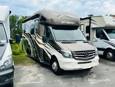 Used 2018 Thor Synergy SP24 Featured Photo