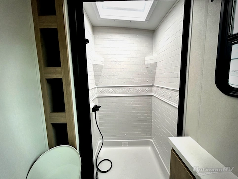 2025 Grand Design Imagine 2800BH RV Photo 3