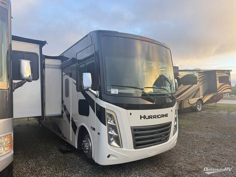 Used 2022 Thor Hurricane 34R Featured Photo