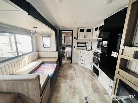 2025 Palomino Puma 31QBBH RV Photo 3