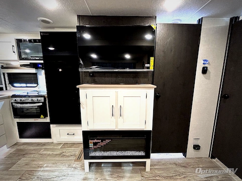 2025 Venture Sienna SA281VQB RV Photo 4
