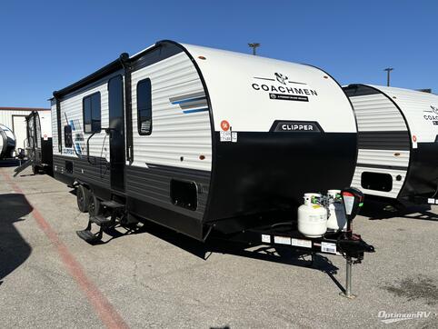 New 2025 Coachmen Clipper 5K Series 25QBH Featured Photo