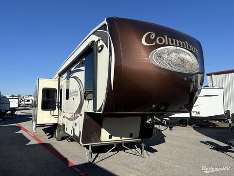 Used 2015 Palomino Columbus F320RS Featured Photo