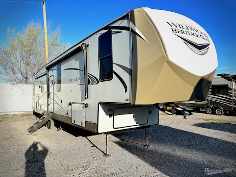 Used 2021 Forest River Wildwood Heritage Glen 370BL Featured Photo