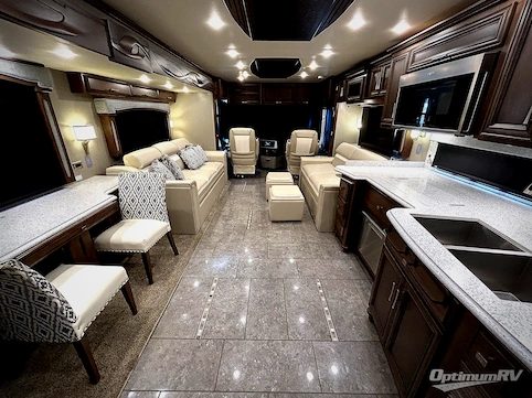 2019 Newmar Ventana 4037 RV Photo 2