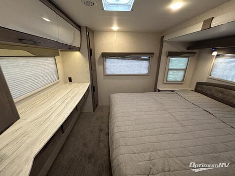 2025 Lance Lance Travel Trailers 2465 RV Photo 4