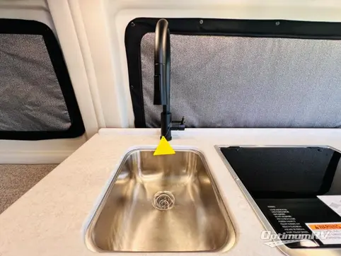 2025 Thor Twist 2LB RV Photo 4