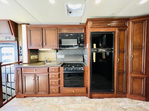 2015 Newmar Canyon Star 3953 RV Photo 2