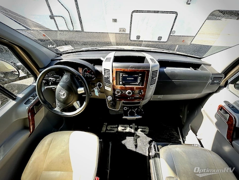 2016 Dynamax isata 3 24FW RV Photo 2