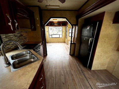 2006 KZ Montego Bay 36IK RV Photo 2