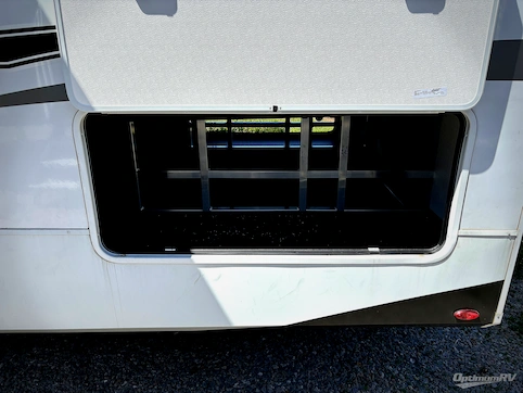 2024 Grand Design Solitude 380FL RV Photo 4