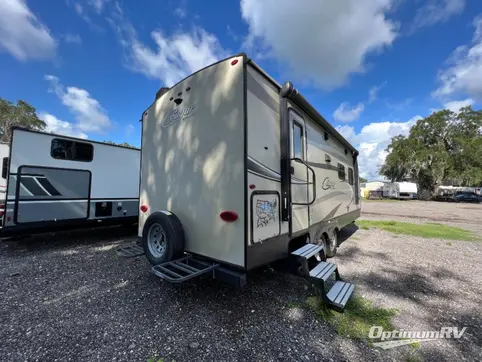 2017 Keystone Cougar X-Lite 24RBS RV Photo 2