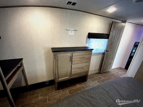 2022 Forest River Cherokee Arctic Wolf Suite 3550 RV Photo 3