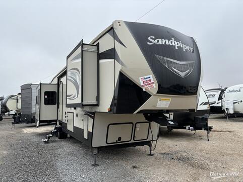 Used 2020 Forest River Sandpiper 368FBDS Featured Photo