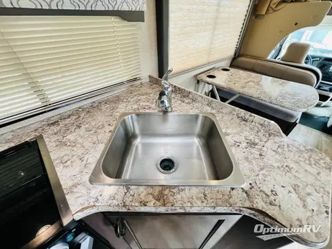 2019 Thor FREEDOM ELITE 26HE RV Photo 4