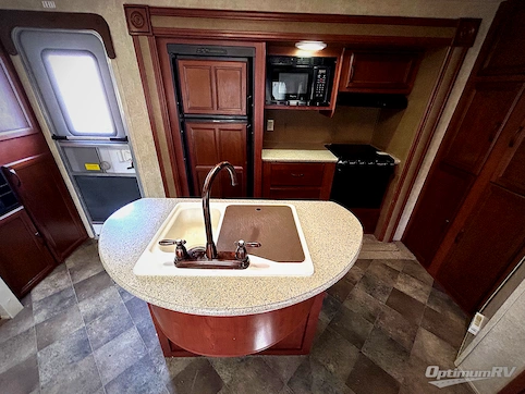 2014 Palomino Puma 32DBKS RV Photo 2