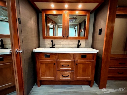 2024 VanLeigh Beacon 41LKB RV Photo 3