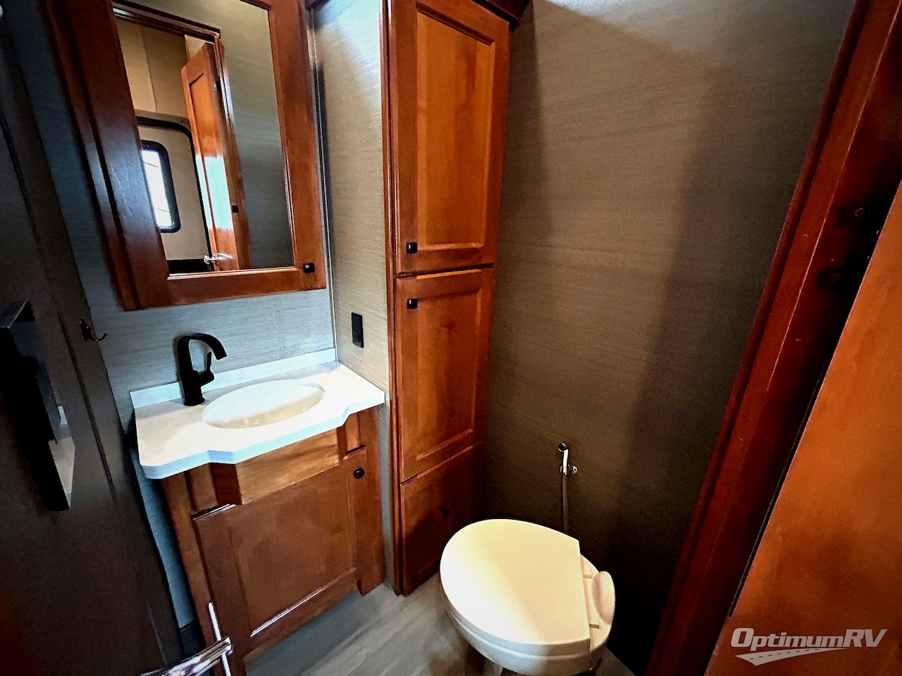 2024 VanLeigh Beacon 41LKB Photo 17