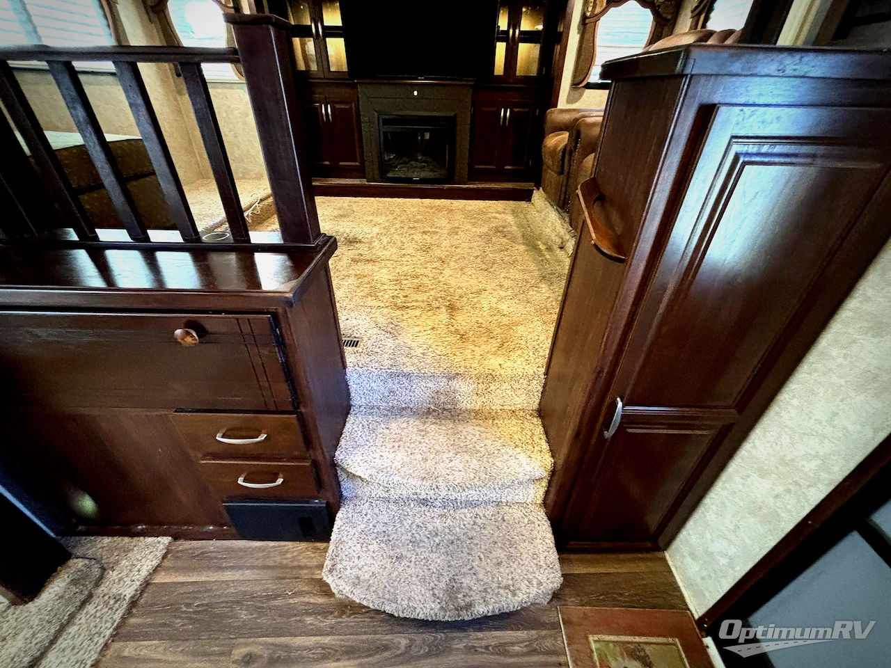 2014 Keystone Mountaineer 375FLF Photo 5