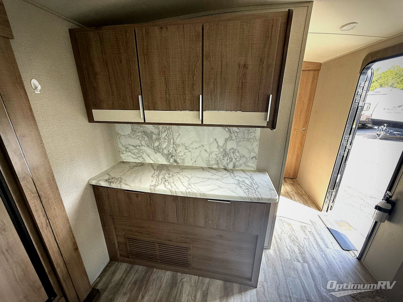 2020 Grand Design Imagine 2970RL Photo 10