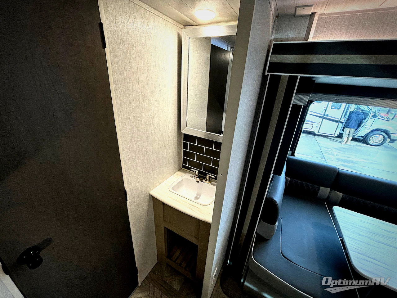 2023 Forest River Wildwood 28DBUD Photo 9