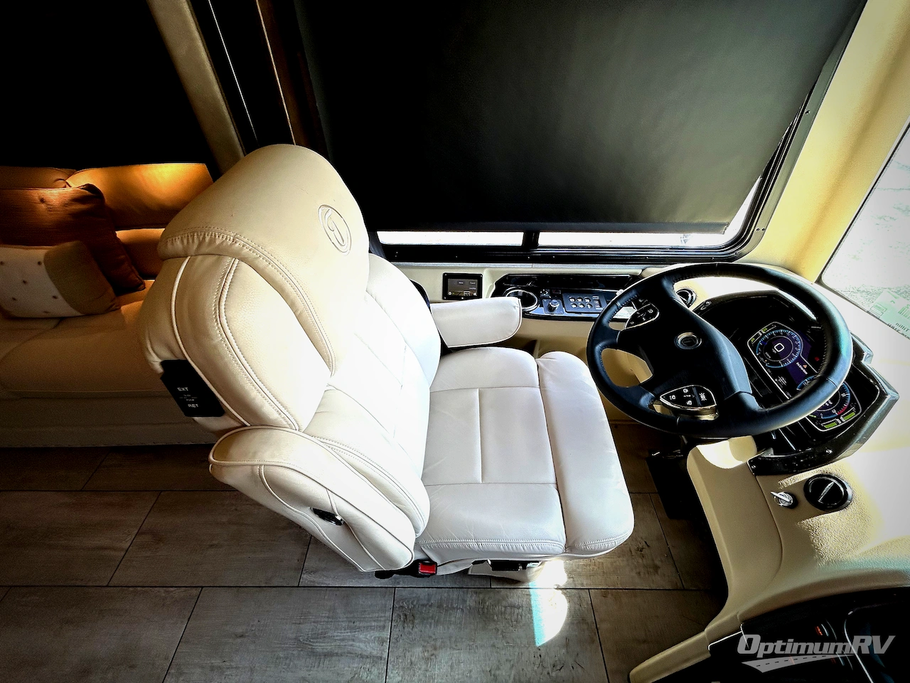 2020 Tiffin Allegro Breeze 31 BR Photo 7