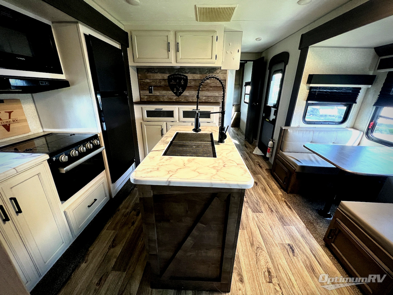 2022 Venture SportTrek ST327VIK Photo 6