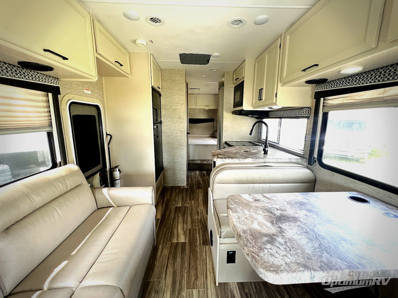 2022 Thor Four Winds 28A Photo 4