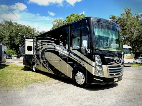 Used 2018 Thor Challenger 37LX Featured Photo