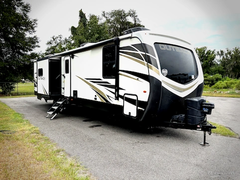 Used 2022 Keystone Outback 335CG Featured Photo
