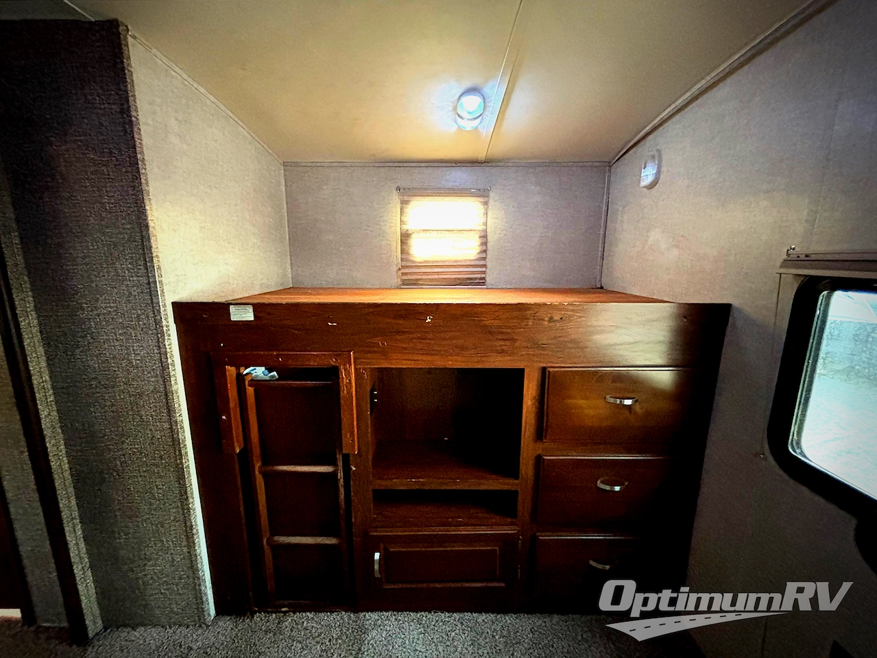 2015 Keystone Laredo 320TG Photo 8