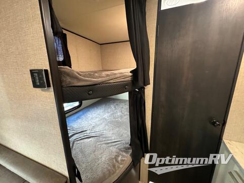 2022 Jayco Jay Flight SLX 8 264BH RV Photo 4