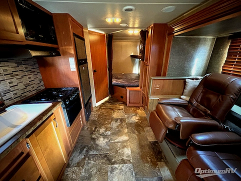 2014 Forest River Cherokee Grey Wolf 23DBH RV Photo 2