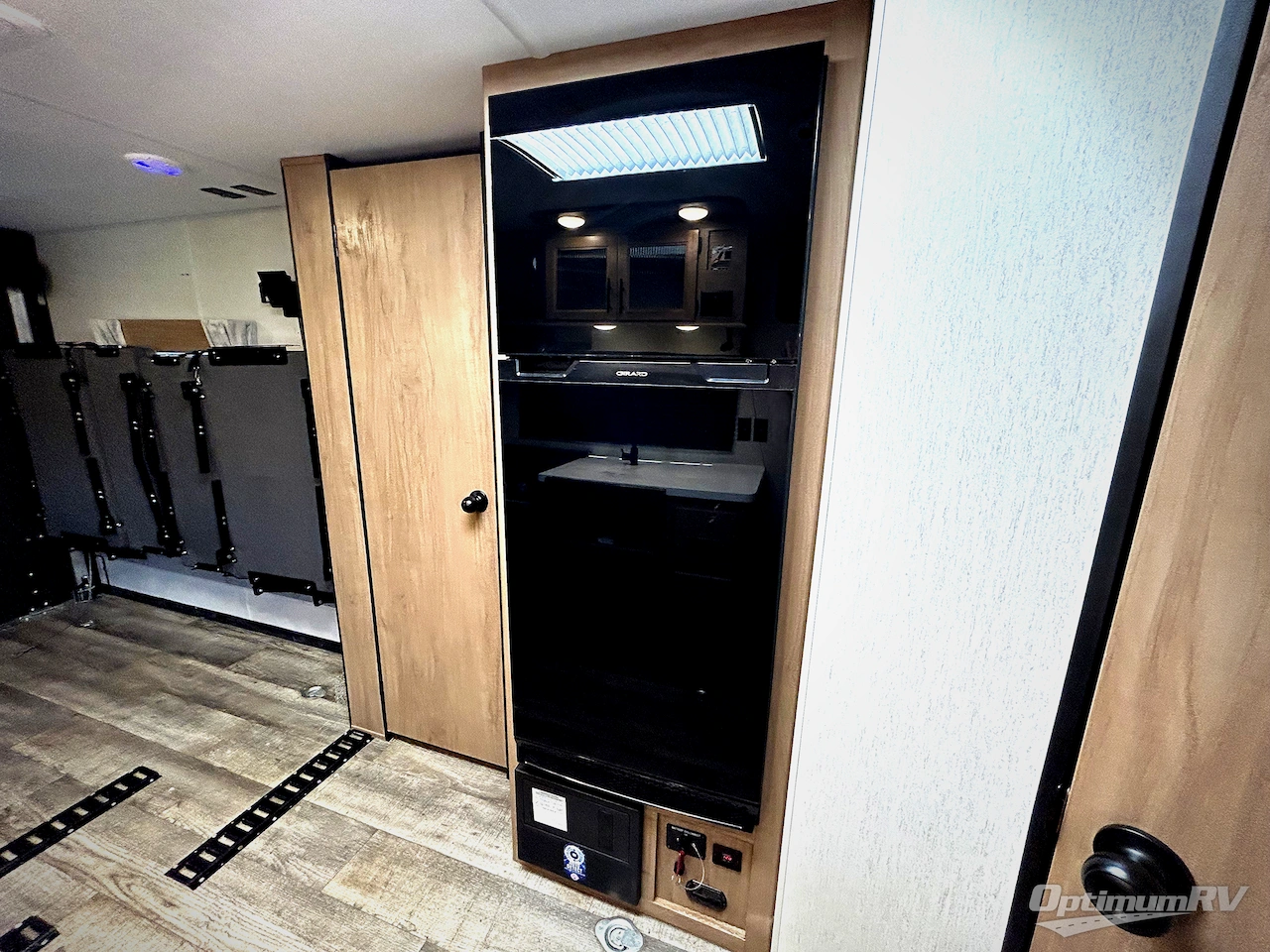 2023 Forest River Cherokee Grey Wolf 22RR Photo 12