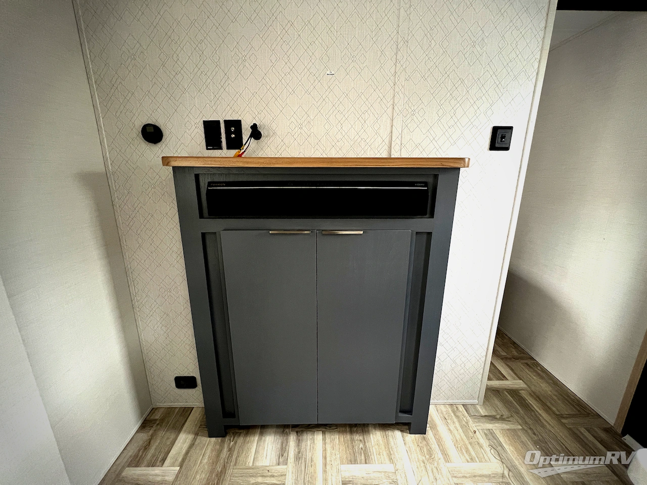 2025 Prime Time Tracer 308BRDLE Photo 7