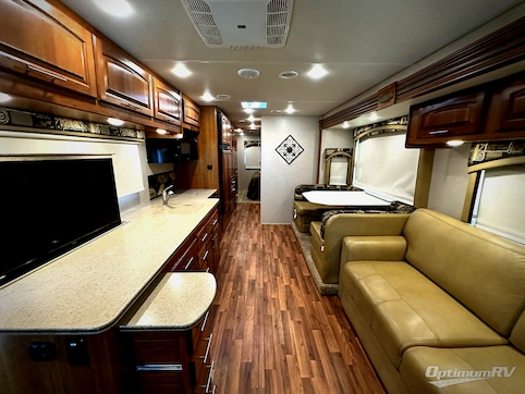 2016 Jayco Precept 35S RV Photo 2