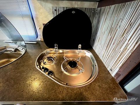 2012 Winnebago View Profile 24G RV Photo 3