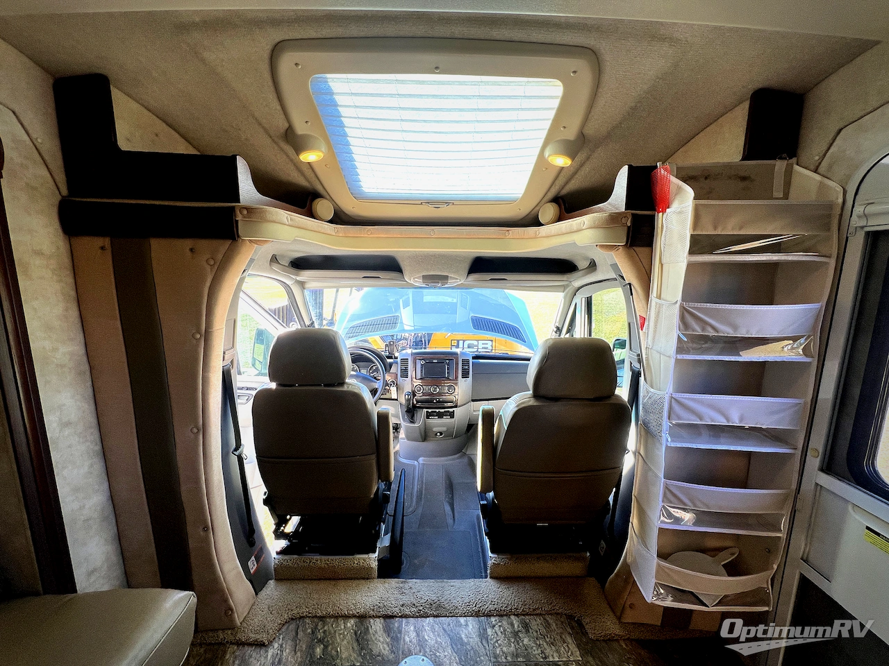 2012 Winnebago View Profile 24G Photo 6