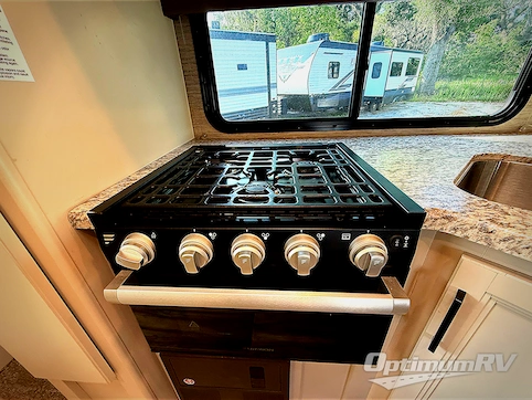 2022 Thor FREEDOM ELITE 26HE RV Photo 4