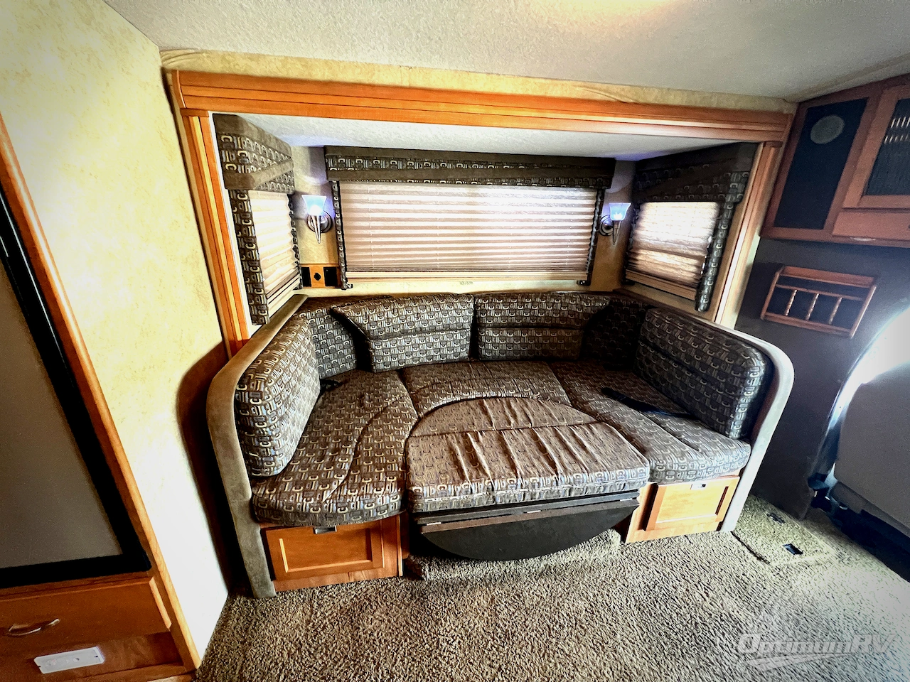 2008 Winnebago Aspect 26A Photo 9
