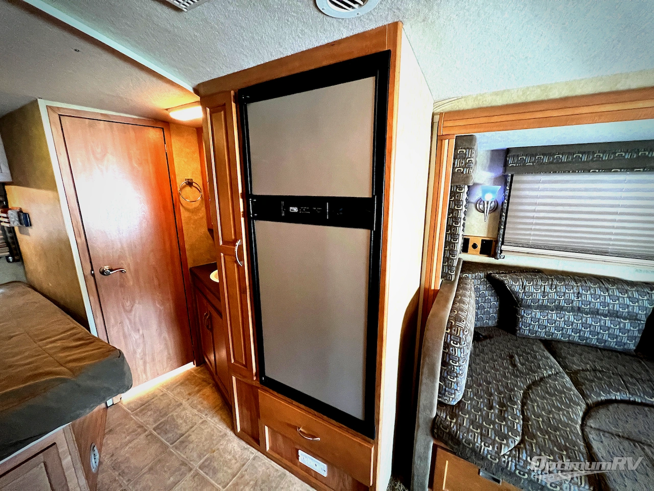 2008 Winnebago Aspect 26A Photo 15