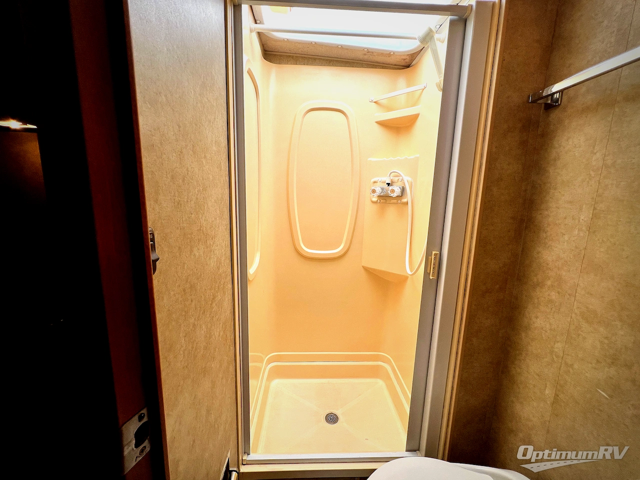 2008 Winnebago Aspect 26A Photo 19