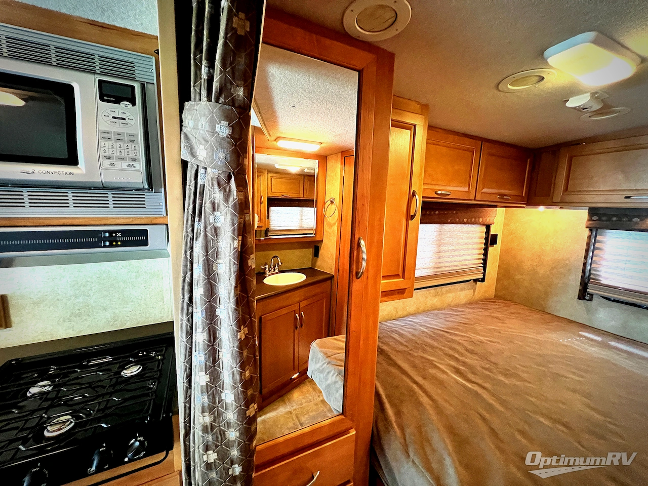 2008 Winnebago Aspect 26A Photo 18