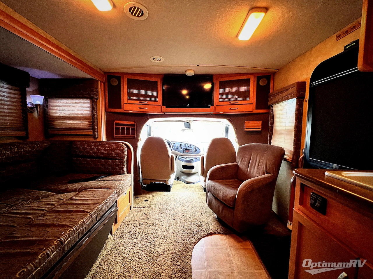 2008 Winnebago Aspect 26A Photo 5